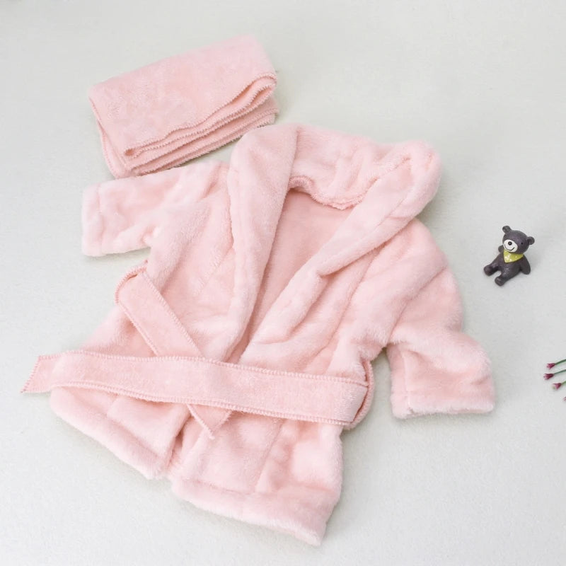 New Baby Bathrobes Bath Towel Solid Color Warm Baby Hooded Robe with Belt Newborn Photography Props Baby Photo Shoot Accessories