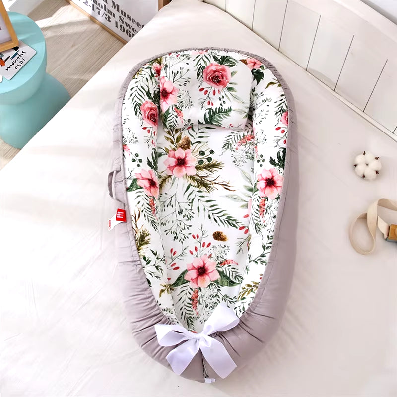 Baby Nest for Co Sleeping Newborn Baby Lounger Cotton Breathable Adjustable Baby Crib in Bed Portable