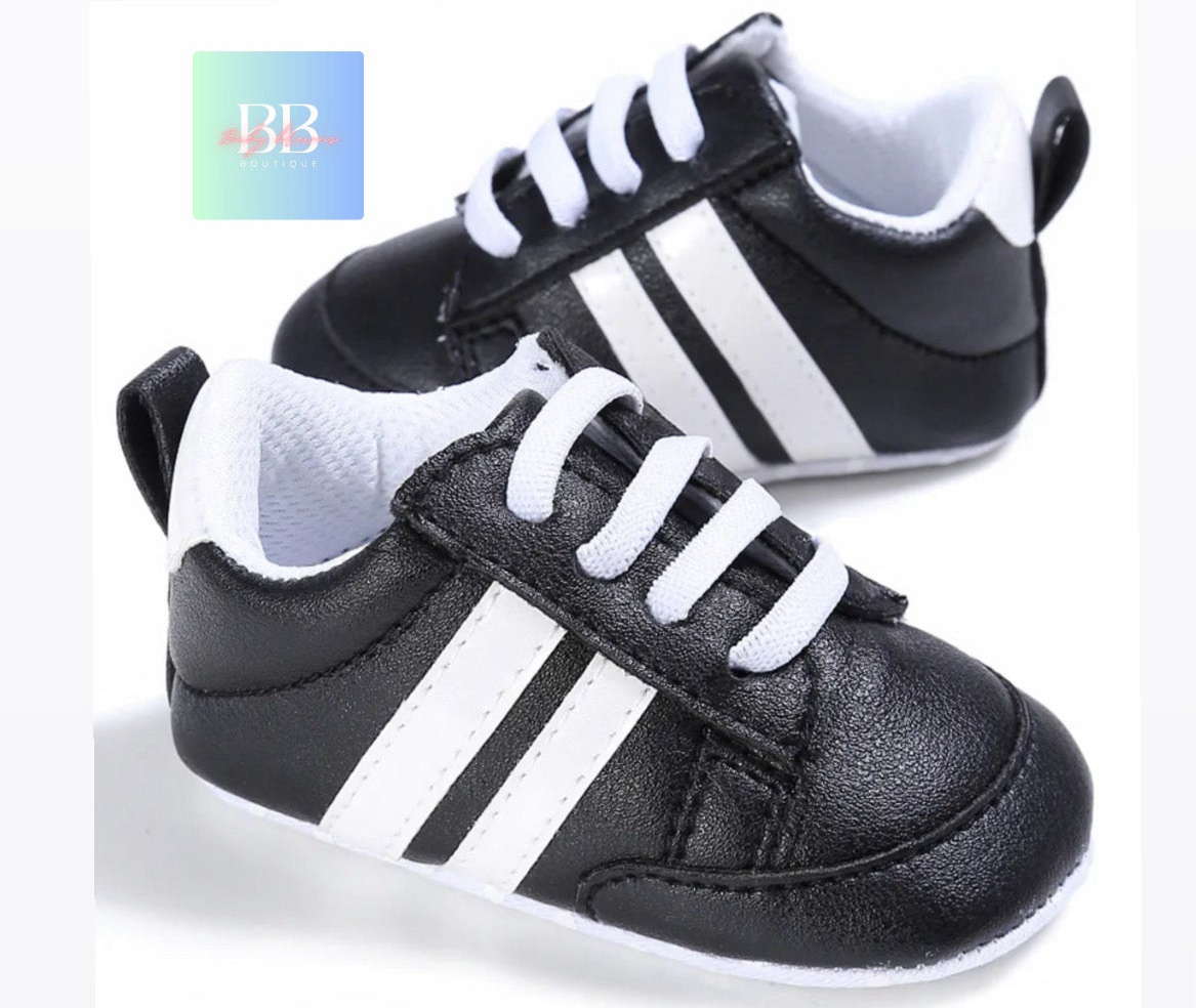Baby/Toddler Leather Sport Sneakers with Laces. 7 colours, 0-18 months.