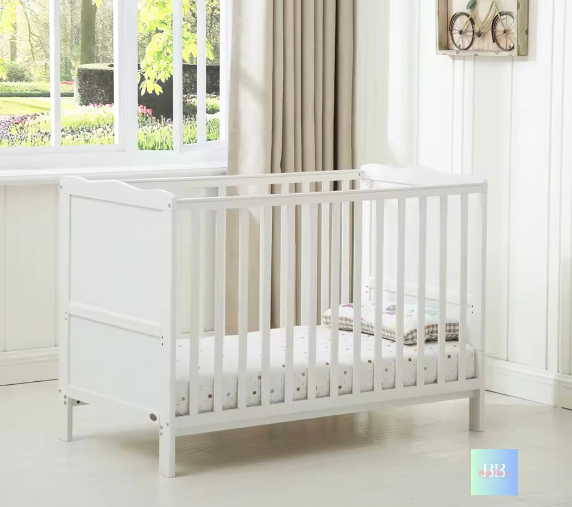 Baby/Toddler 2-in-1 Cot Bed with Mattress. 2 Colours