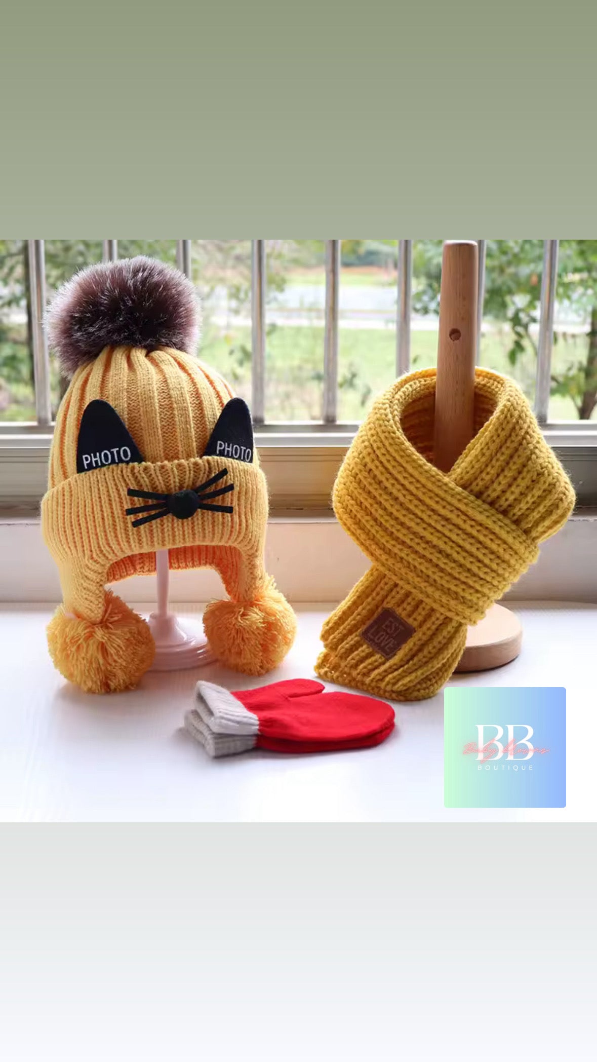 kids knitted Hat & Scarf Set with Cute Bobble & Cat Design. 2-12Y, 5 Colours.