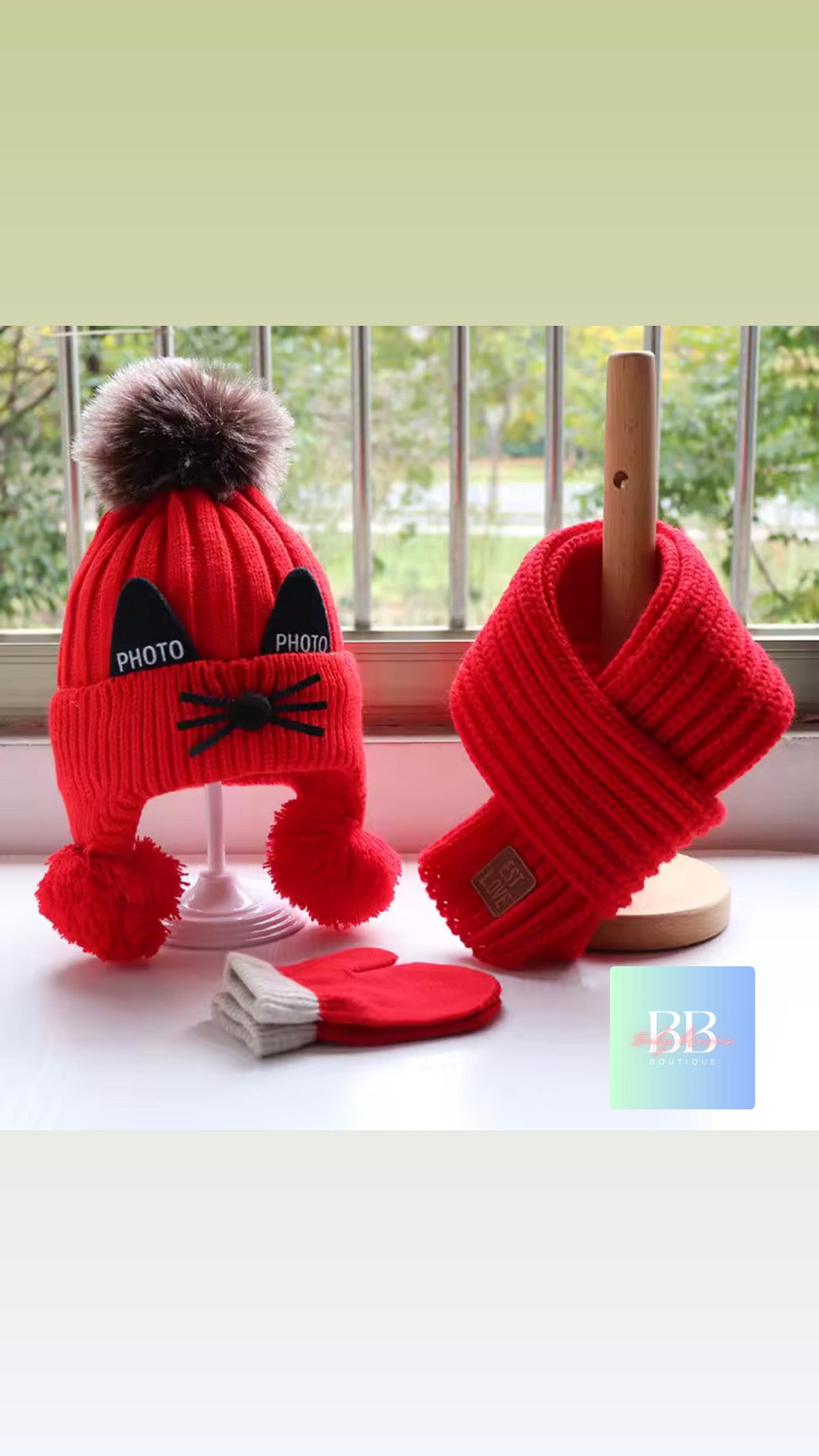 kids knitted Hat & Scarf Set with Cute Bobble & Cat Design. 2-12Y, 5 Colours.