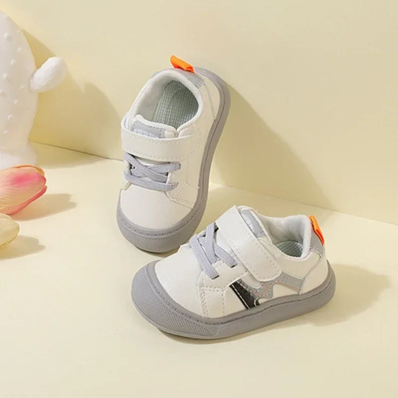 Kids Sports Shoes New Boy' Soft Sole Antiskid Shoes 1-3Year Old Tide Comfortable Sandals for Boy Baby Casual Shoes Kids Sneakers
