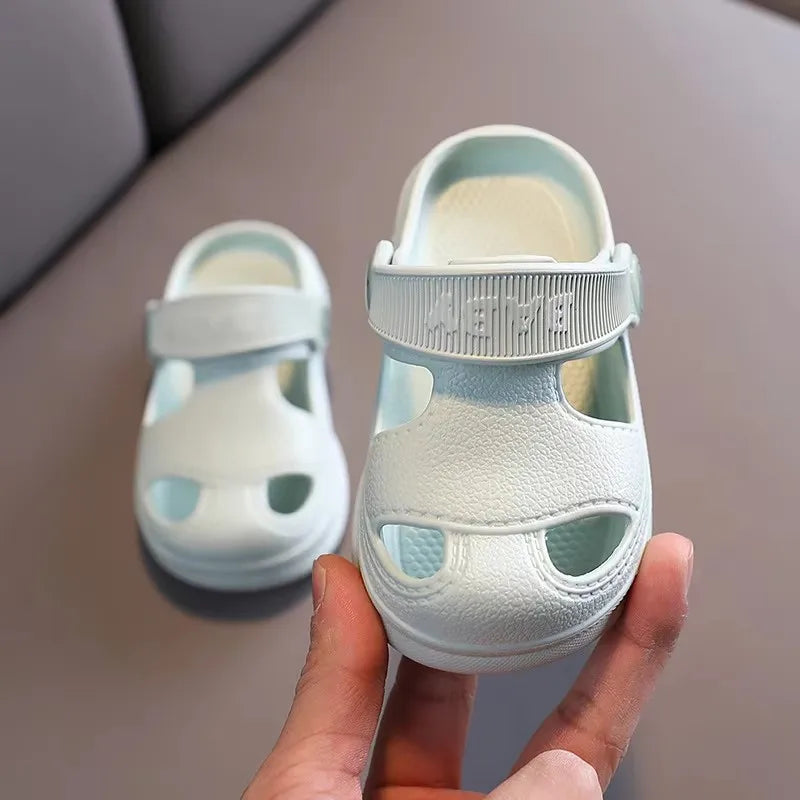 Summer New Baby Hole Shoes 2021 Children Nice Non -Slip Soft Floor Old Boys Girl Beach Sandals 1 -5 Years