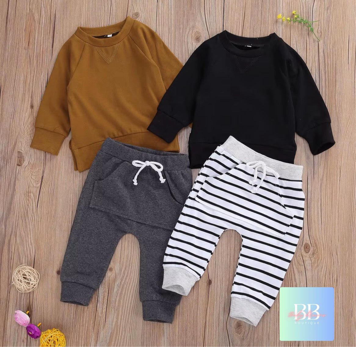 Baby/toddler sweatshirt & pants set. 2 variants, 6-24M