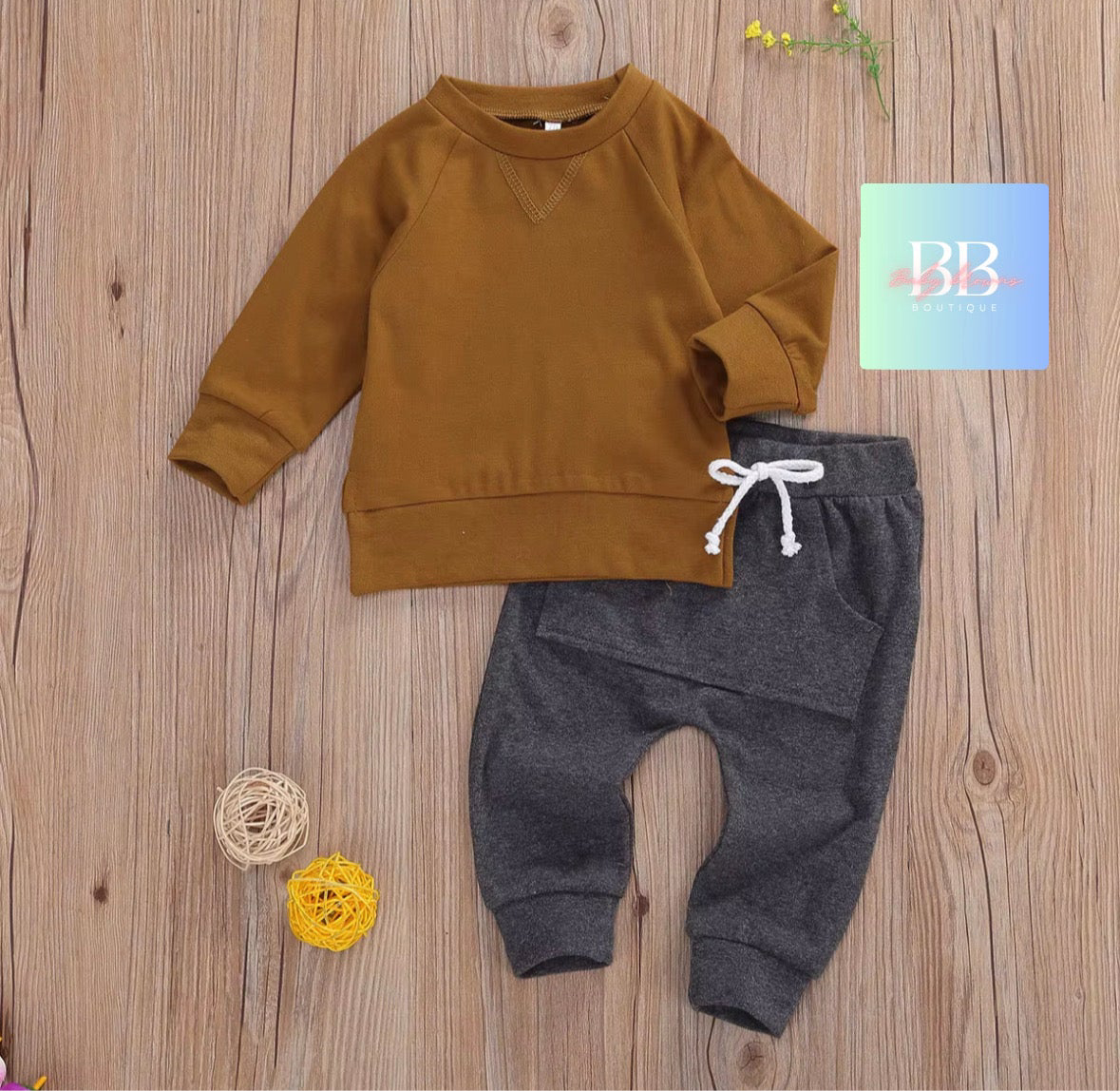 Baby/toddler sweatshirt & pants set. 2 variants, 6-24M