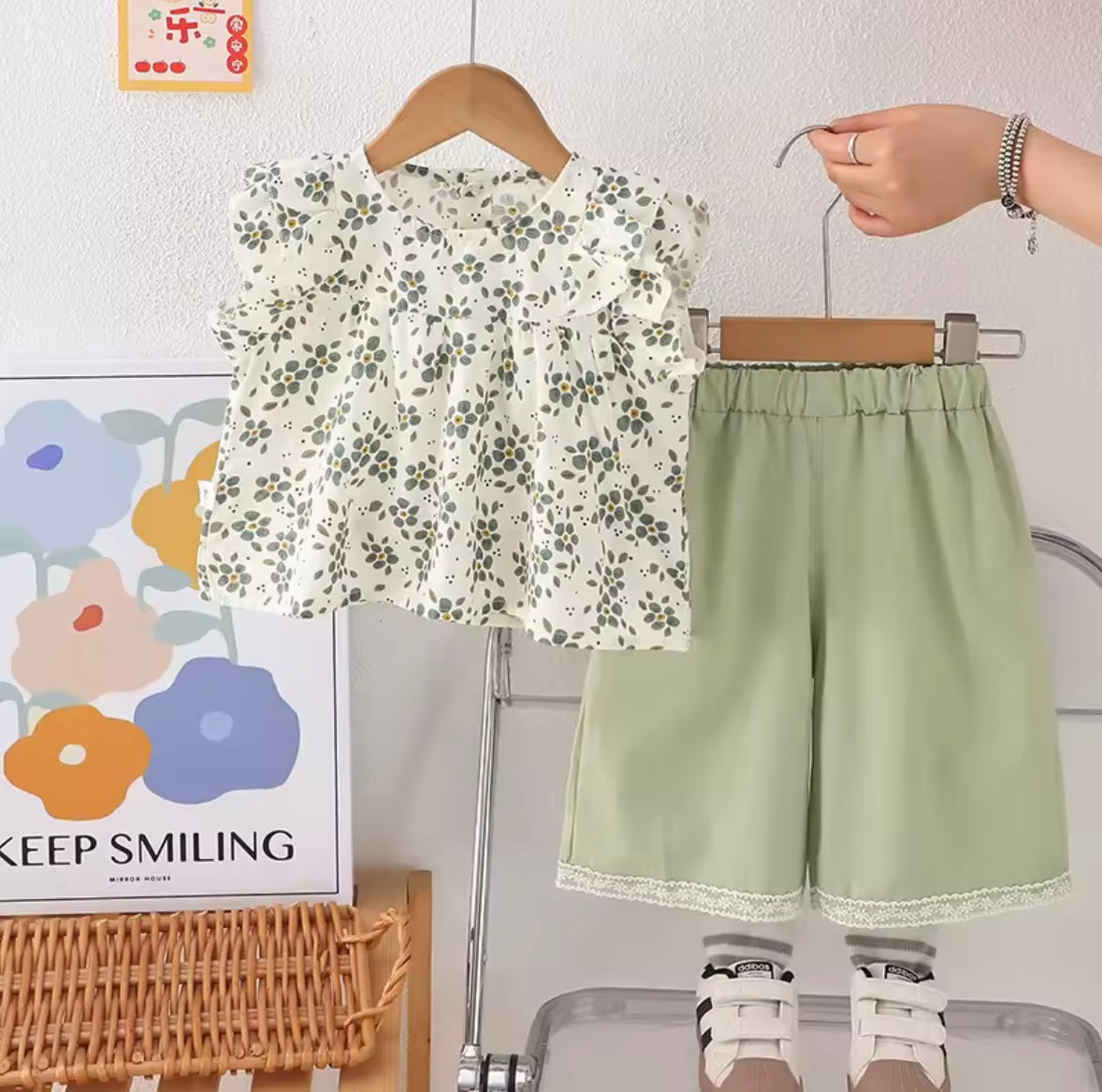 Kids Girls Lightweight Sleeveless Floral Top & Wide Leg Shorts Set. 12M-5Y