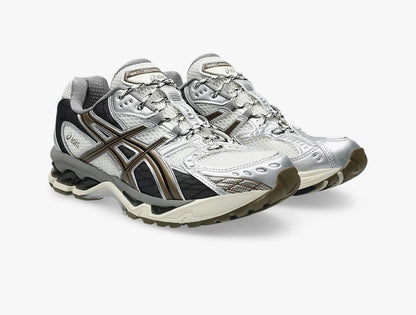 Kids Unisex Asics Nimbus 10.1 UK Infant Size 9-Junior Size 4