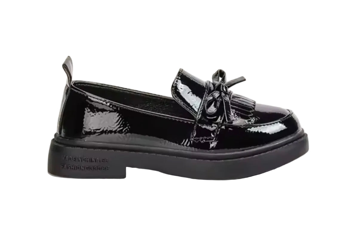 Kids Girls Black Patent Loafer School Shoes. Uk infant size  9-junior size 2