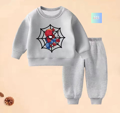 Children's gray sweatshirt and pants set with Spider-Man design on a beige background