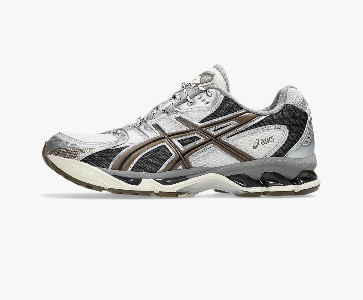 Kids Unisex Asics Nimbus 10.1 UK Infant Size 9-Junior Size 4