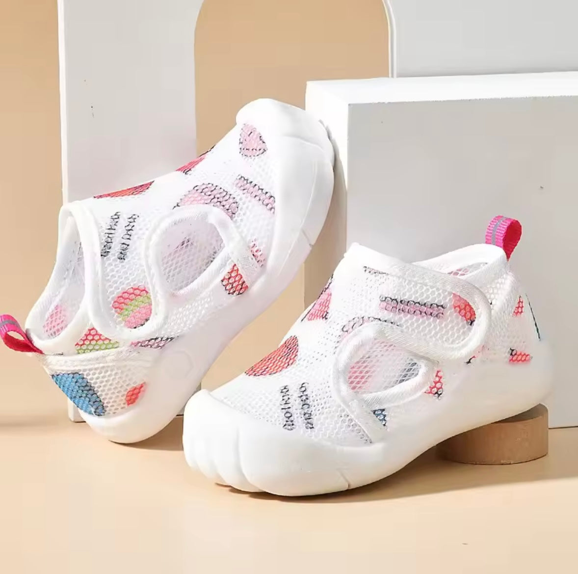 Kids Mesh Velcro Strap Anti-Slip Shoes. 4 Colours EU14-21