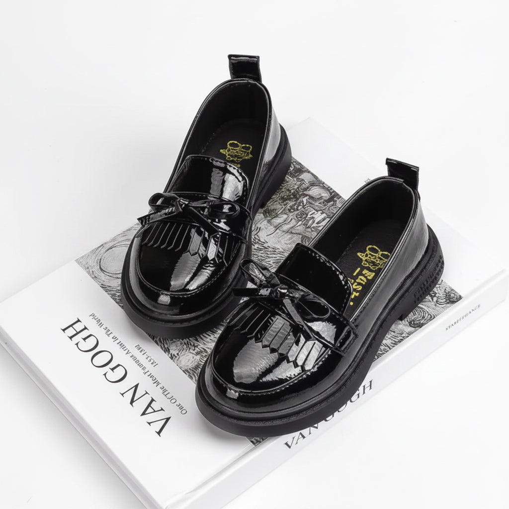 Kids Girls Black Patent Loafer School Shoes. Uk infant size  9-junior size 2