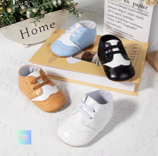 Retro Style Lace Up Baby Shoes. 4 colours, 0-18M