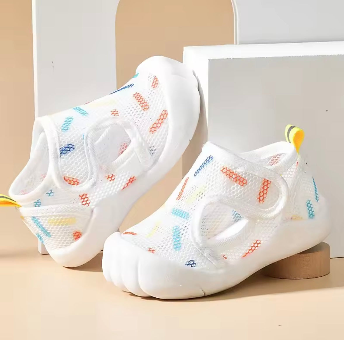 Kids Mesh Velcro Strap Anti-Slip Shoes. 4 Colours EU14-21
