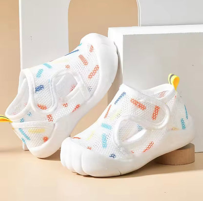 Kids Mesh Velcro Strap Anti-Slip Shoes. 4 Colours EU14-21