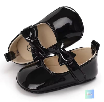 Patent Baby Shoes with Bowknot Velcro Strap. 6 Colours, 0-18M