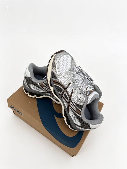 Kids Unisex ASICS Nimbus 10.1 Uk Size 13-4