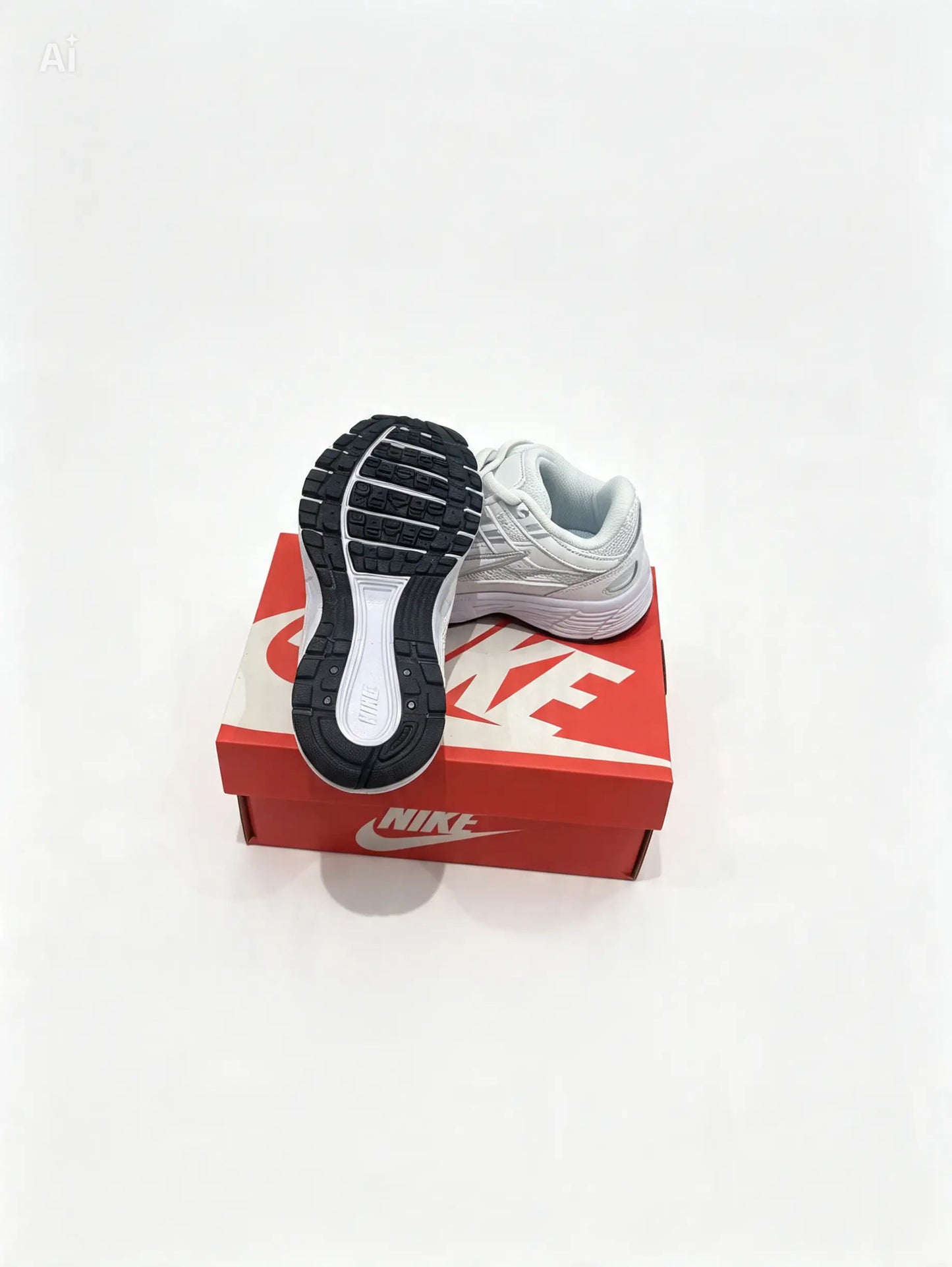 Kids Unisex Nike P-6000 Sneakers. UK size 8.5-1