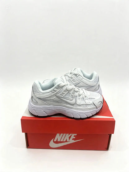 Kids Unisex Nike P-6000 Sneakers. UK size 8.5-1